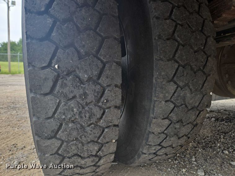 image for item DU7824 2014 Blue Bird Vision school bus