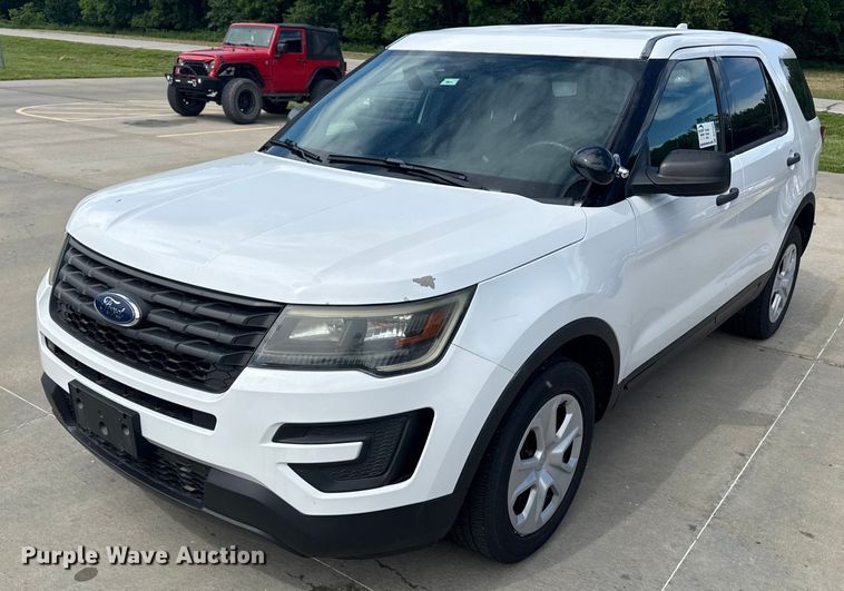 image for item DU7828 2017 Ford Explorer Police Interceptor SUV