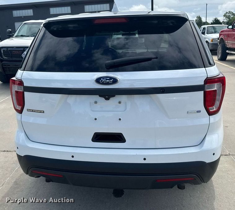 image for item DU7828 2017 Ford Explorer Police Interceptor SUV