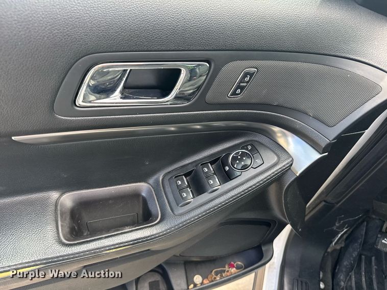 image for item DU7828 2017 Ford Explorer Police Interceptor SUV