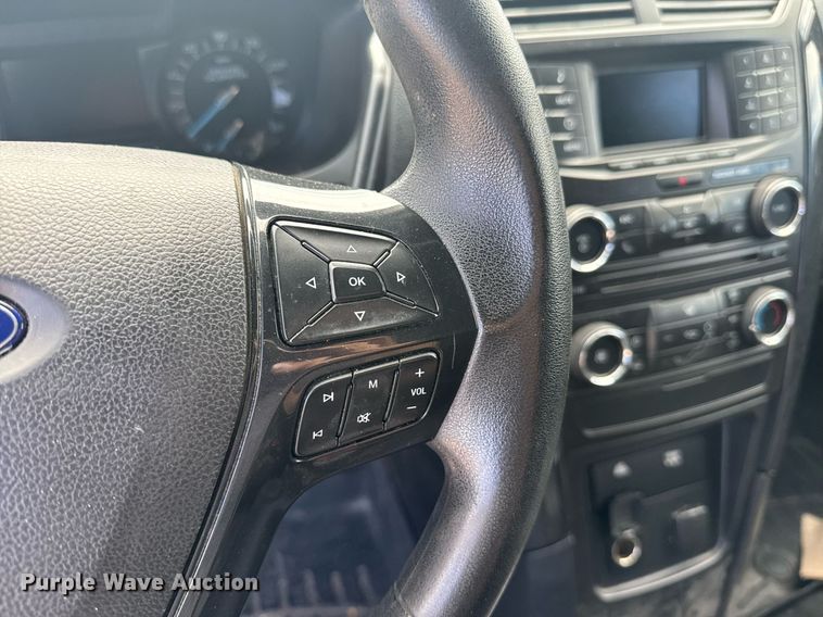 image for item DU7828 2017 Ford Explorer Police Interceptor SUV