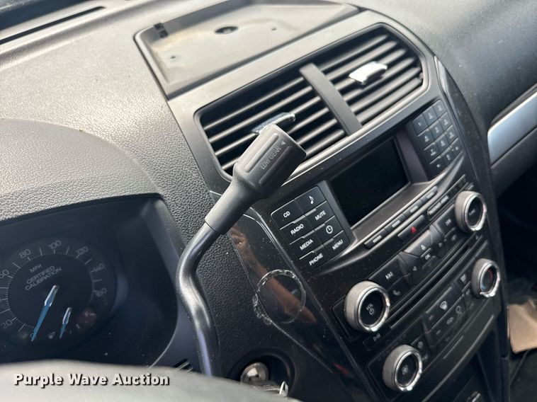 image for item DU7828 2017 Ford Explorer Police Interceptor SUV