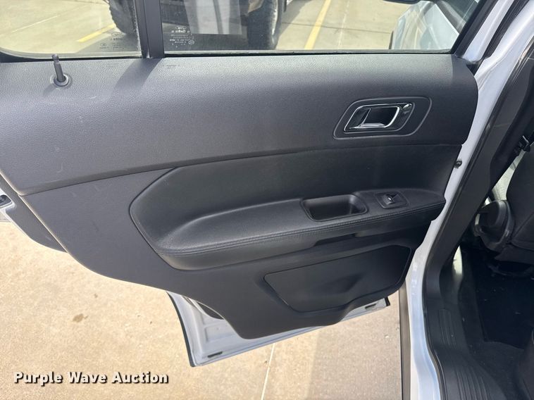 image for item DU7828 2017 Ford Explorer Police Interceptor SUV