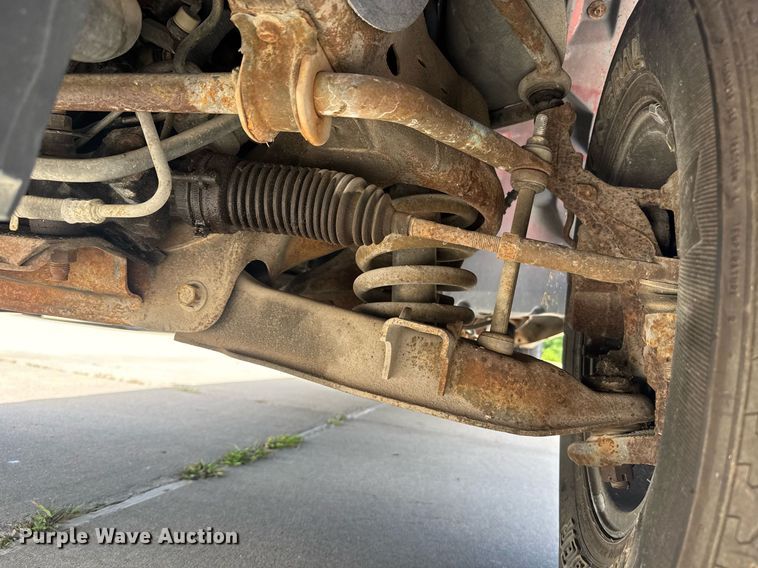 image for item DU7829 1998 Mazda B-series B4000 Ext. Cab pickup truck