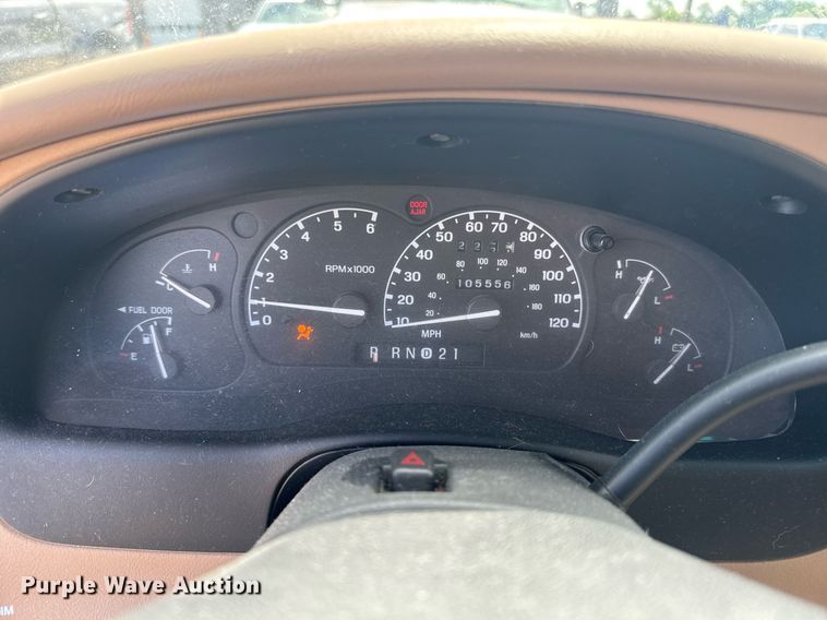 image for item DU7829 1998 Mazda B-series B4000 Ext. Cab pickup truck