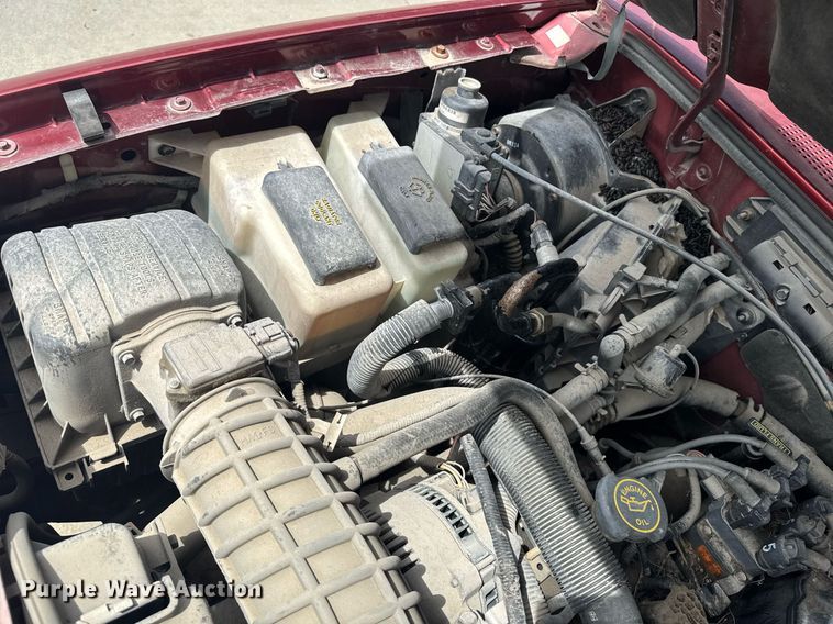 image for item DU7829 1998 Mazda B-series B4000 Ext. Cab pickup truck