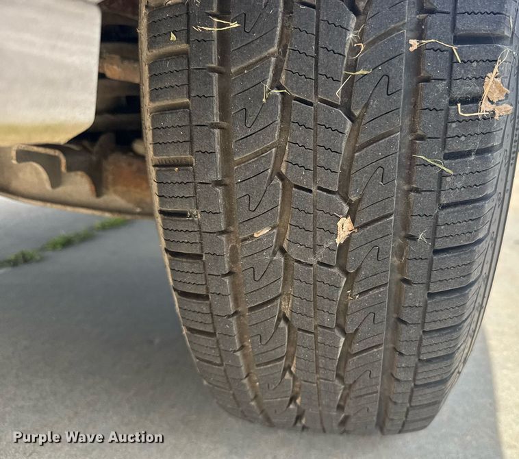 image for item DU7829 1998 Mazda B-series B4000 Ext. Cab pickup truck