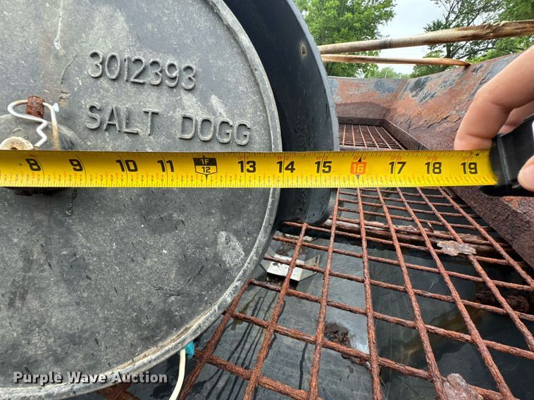 image for item DU9811 Buyers Salt Dogg spreader