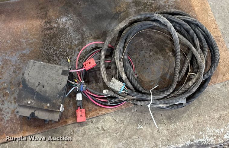 image for item DU9811 Buyers Salt Dogg spreader