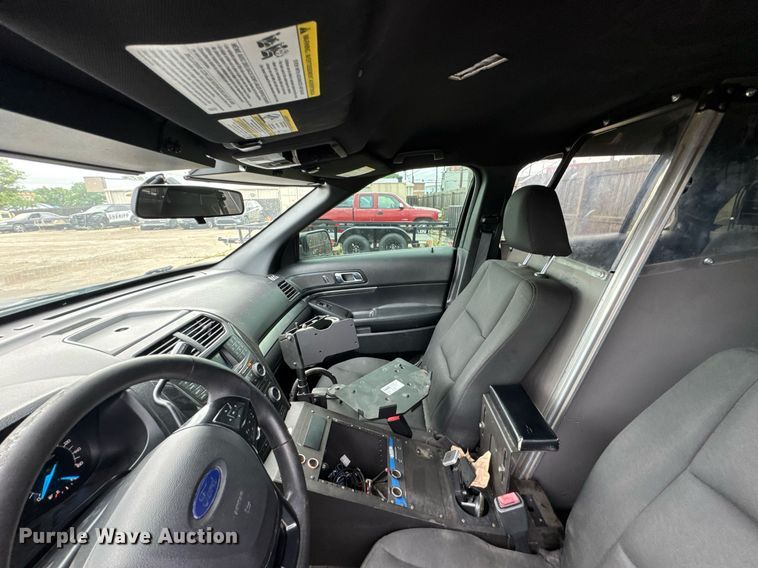 image for item DU9831 2018 Ford Explorer Police Interceptor SUV