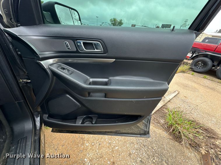 image for item DU9831 2018 Ford Explorer Police Interceptor SUV