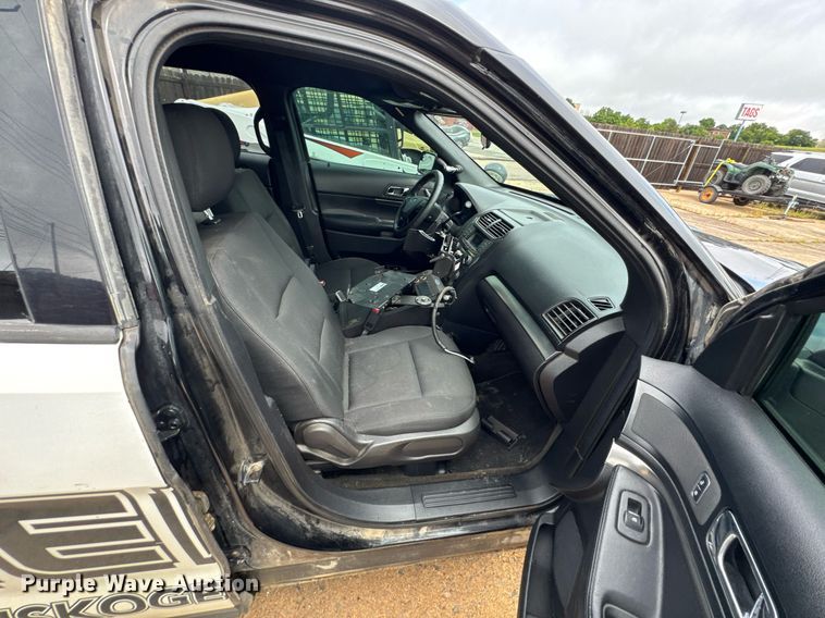 image for item DU9831 2018 Ford Explorer Police Interceptor SUV
