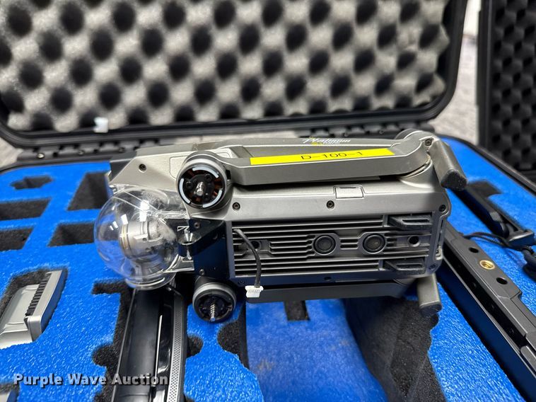 image for item DU9832 (2) DJI Mavic Pro Platinum M1X drones