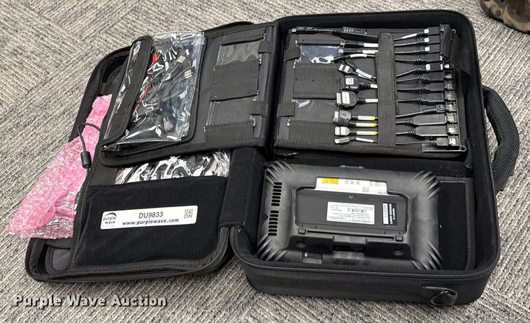 image for item DU9833 Cellebrite universal forensics extraction device