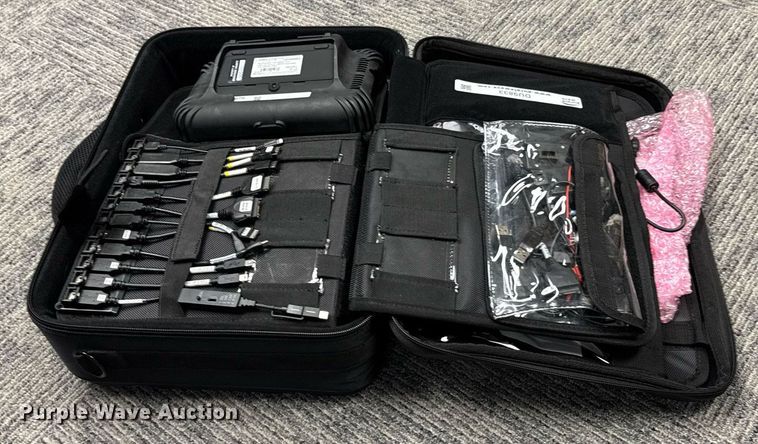 image for item DU9833 Cellebrite universal forensics extraction device