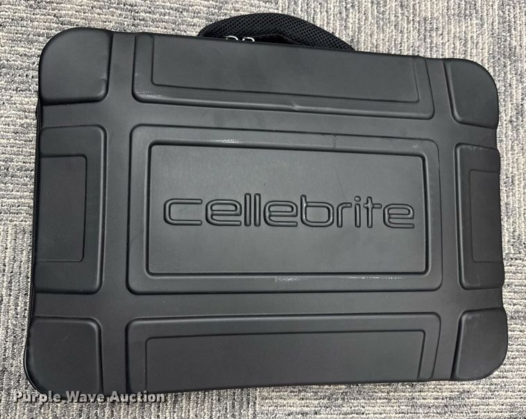 image for item DU9833 Cellebrite universal forensics extraction device