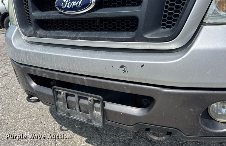 image for item DV4144 2007 Ford F150 SuperCrew pickup truck