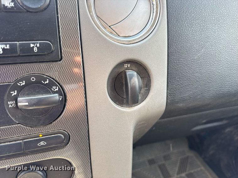 image for item DV4144 2007 Ford F150 SuperCrew pickup truck