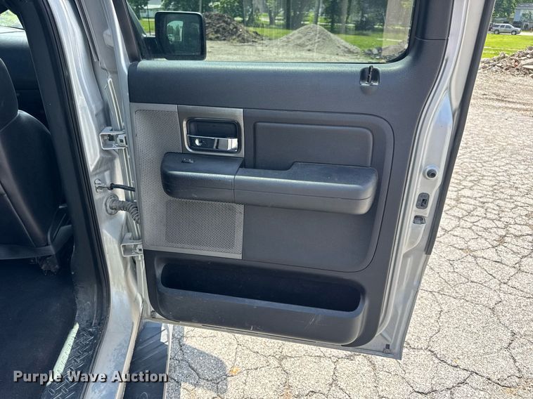 image for item DV4144 2007 Ford F150 SuperCrew pickup truck