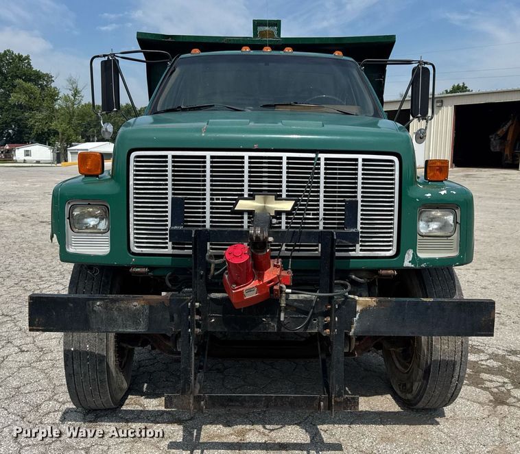 image for item DV4146 1990 Chevrolet C7 dump truck