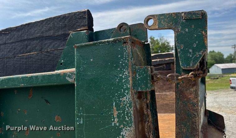 image for item DV4146 1990 Chevrolet C7 dump truck