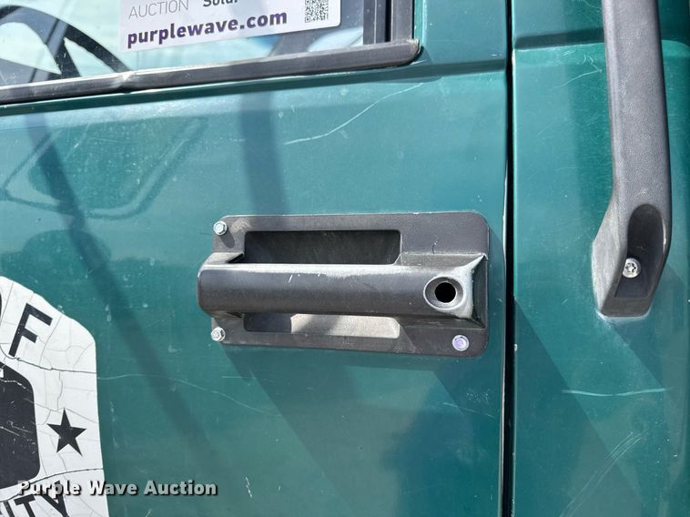 image for item DV4146 1990 Chevrolet C7 dump truck