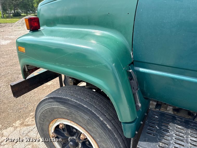 image for item DV4146 1990 Chevrolet C7 dump truck