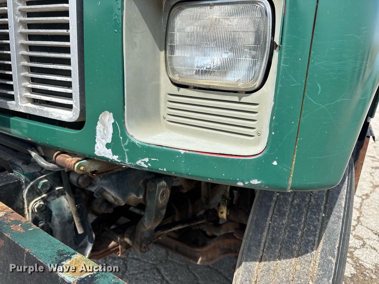 image for item DV4146 1990 Chevrolet C7 dump truck