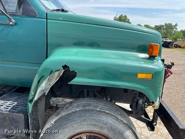 image for item DV4146 1990 Chevrolet C7 dump truck