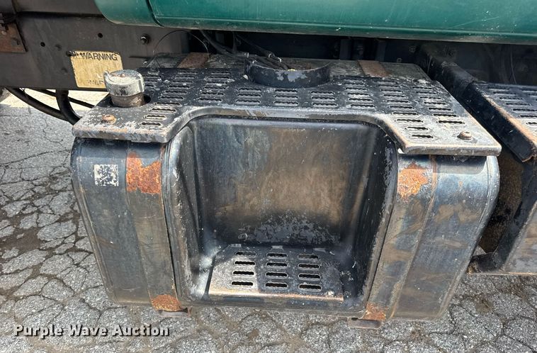 image for item DV4146 1990 Chevrolet C7 dump truck