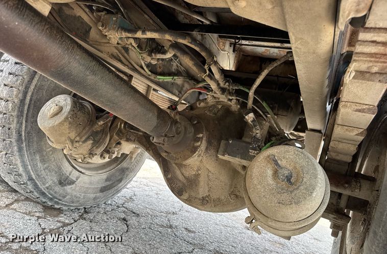 image for item DV4146 1990 Chevrolet C7 dump truck