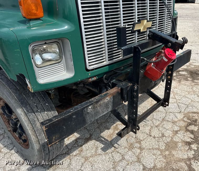 image for item DV4146 1990 Chevrolet C7 dump truck