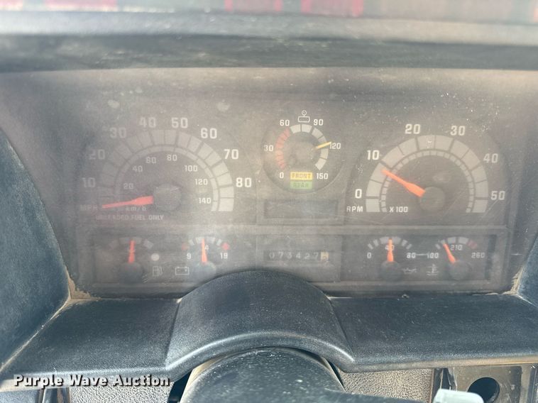 image for item DV4146 1990 Chevrolet C7 dump truck