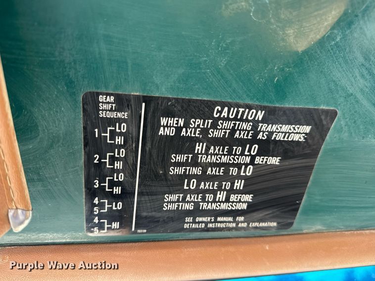 image for item DV4146 1990 Chevrolet C7 dump truck