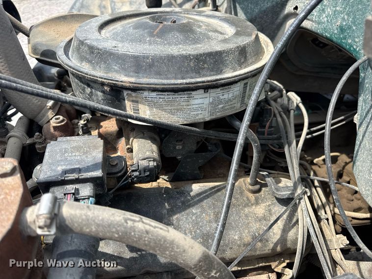 image for item DV4146 1990 Chevrolet C7 dump truck