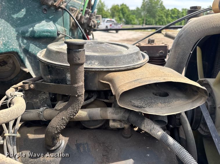 image for item DV4146 1990 Chevrolet C7 dump truck