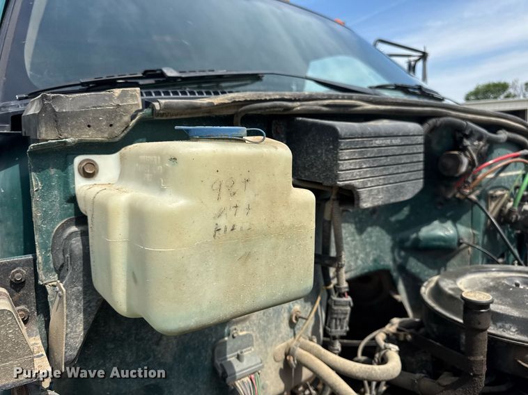 image for item DV4146 1990 Chevrolet C7 dump truck