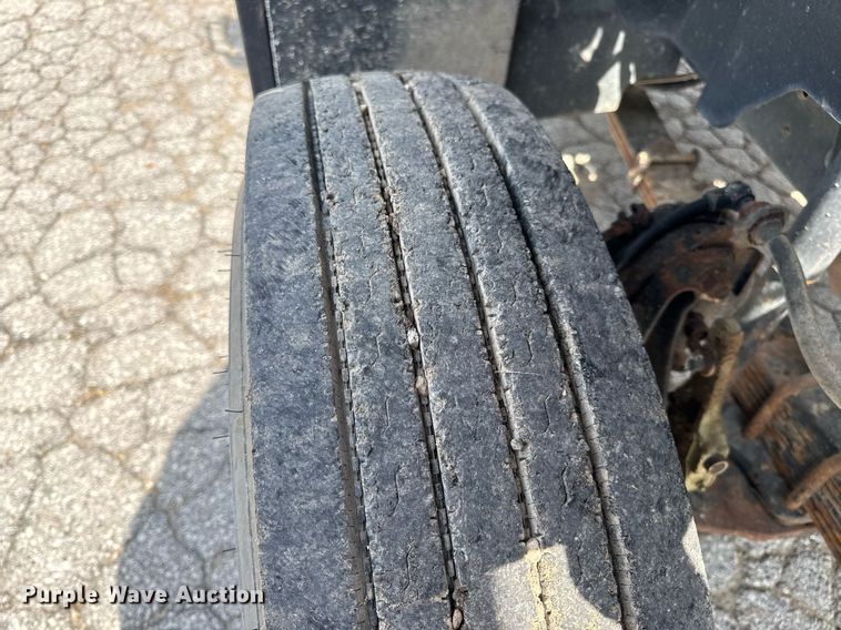 image for item DV4146 1990 Chevrolet C7 dump truck