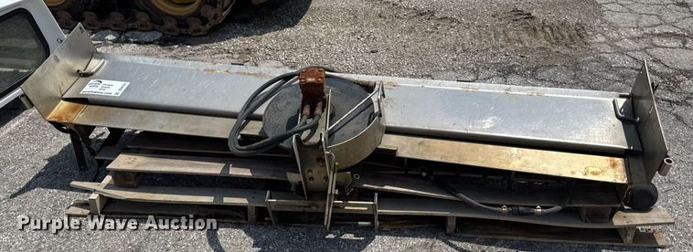 image for item DV4151 Tailgate spreader