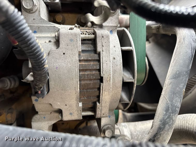 image for item DV4185 2005 Chevrolet C7500 oil distributor truck