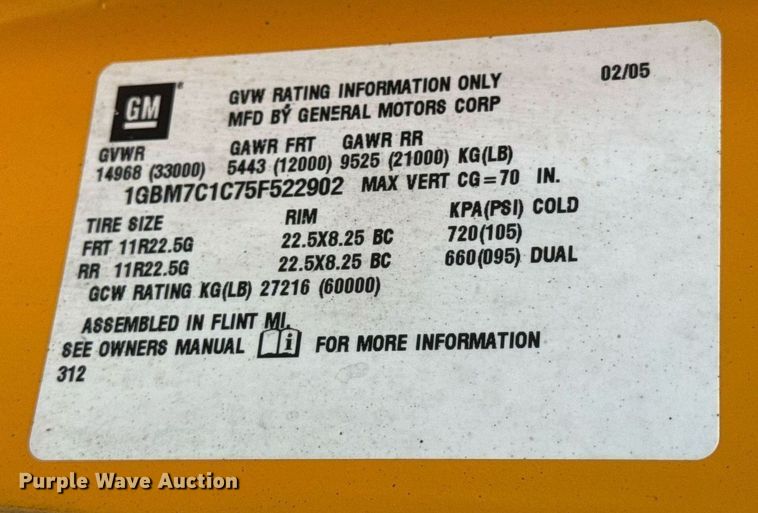 image for item DV4185 2005 Chevrolet C7500 oil distributor truck