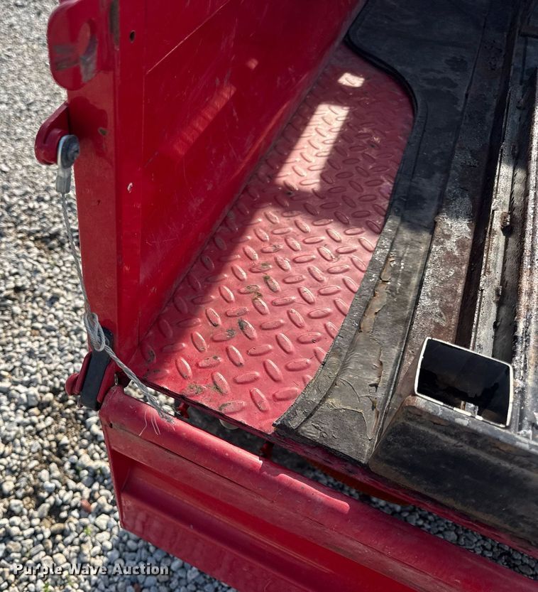 image for item DV4187 2001 Kawasaki KAF620G Mule utility vehicle