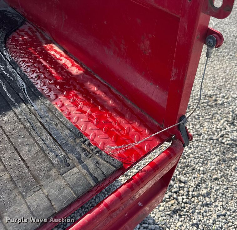 image for item DV4187 2001 Kawasaki KAF620G Mule utility vehicle