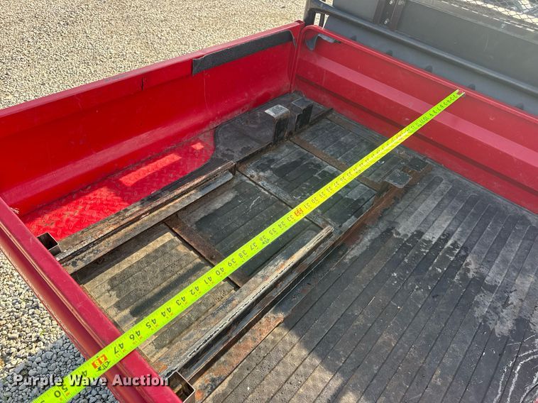 image for item DV4187 2001 Kawasaki KAF620G Mule utility vehicle