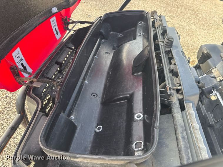 image for item DV4187 2001 Kawasaki KAF620G Mule utility vehicle