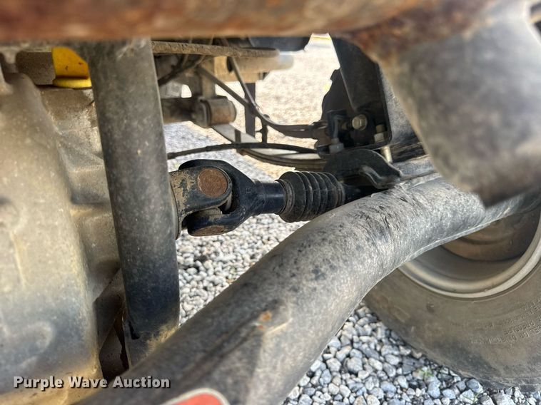 image for item DV4187 2001 Kawasaki KAF620G Mule utility vehicle