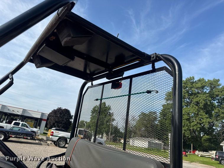 image for item DV4187 2001 Kawasaki KAF620G Mule utility vehicle