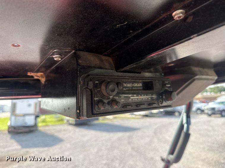 image for item DV4187 2001 Kawasaki KAF620G Mule utility vehicle