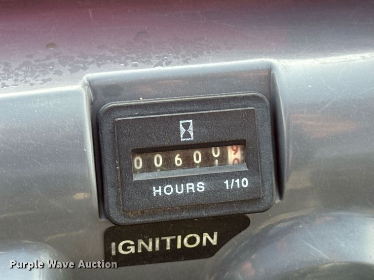 image for item DV4187 2001 Kawasaki KAF620G Mule utility vehicle