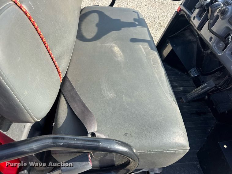 image for item DV4187 2001 Kawasaki KAF620G Mule utility vehicle